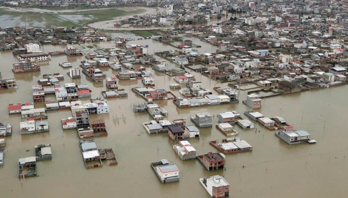 بومبيو: سوء إدارة طهران وراء أضرار السيول المدمرة